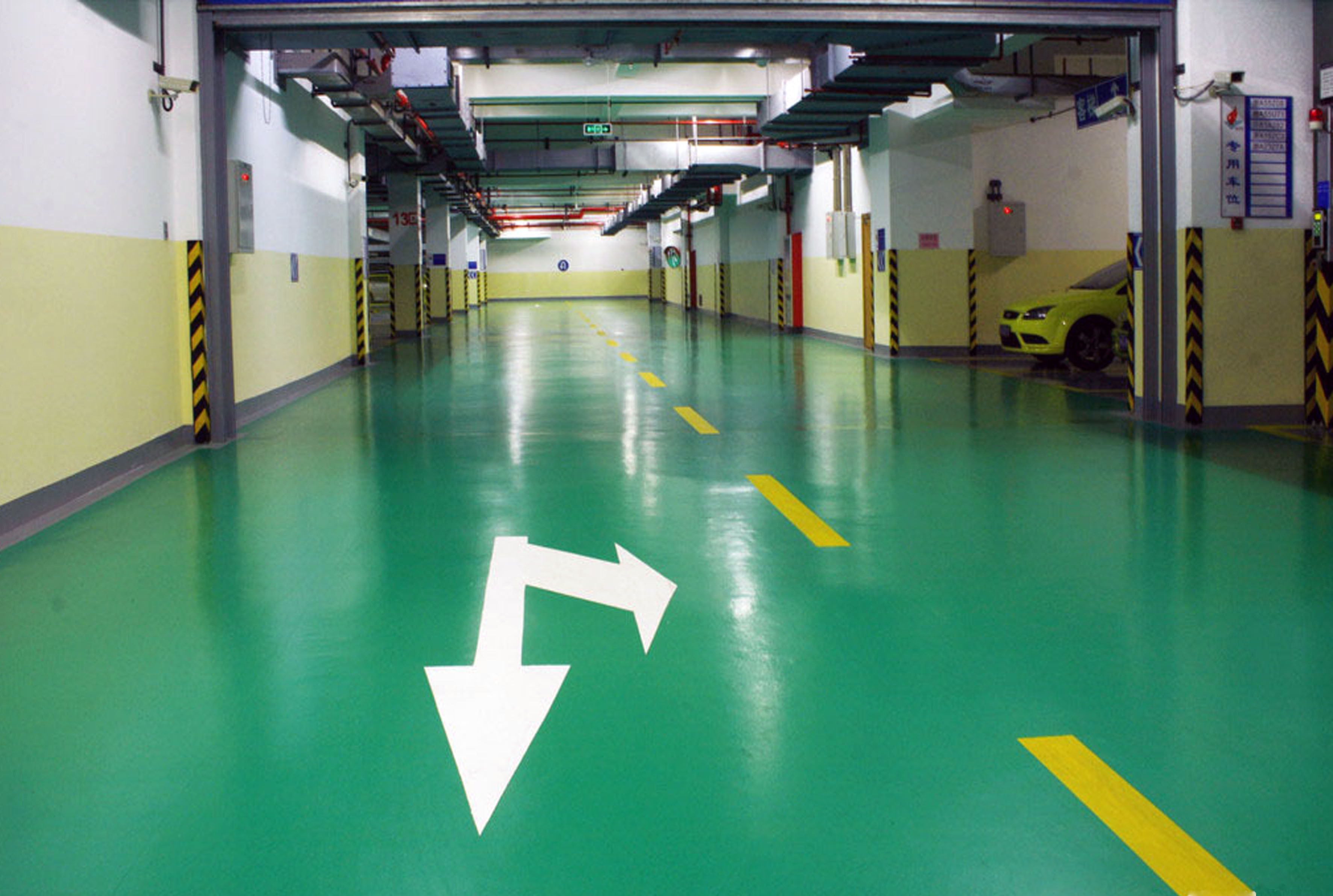 Polyurethane floor